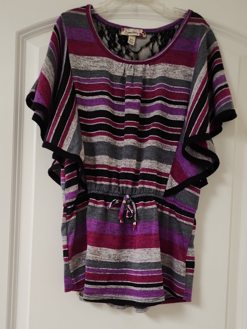Speechless Striped Flutter Sleeve Top JRS XL Purple Grey Lace Back Cinched Waist